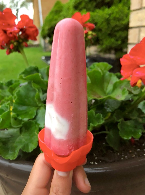 3-Ingredient Keto Strawberry Ice Cream Popsicles