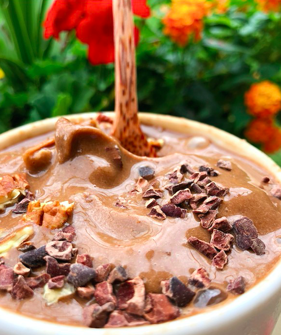 Smoothie Bowl Recipe (Vegan + Mocha!)